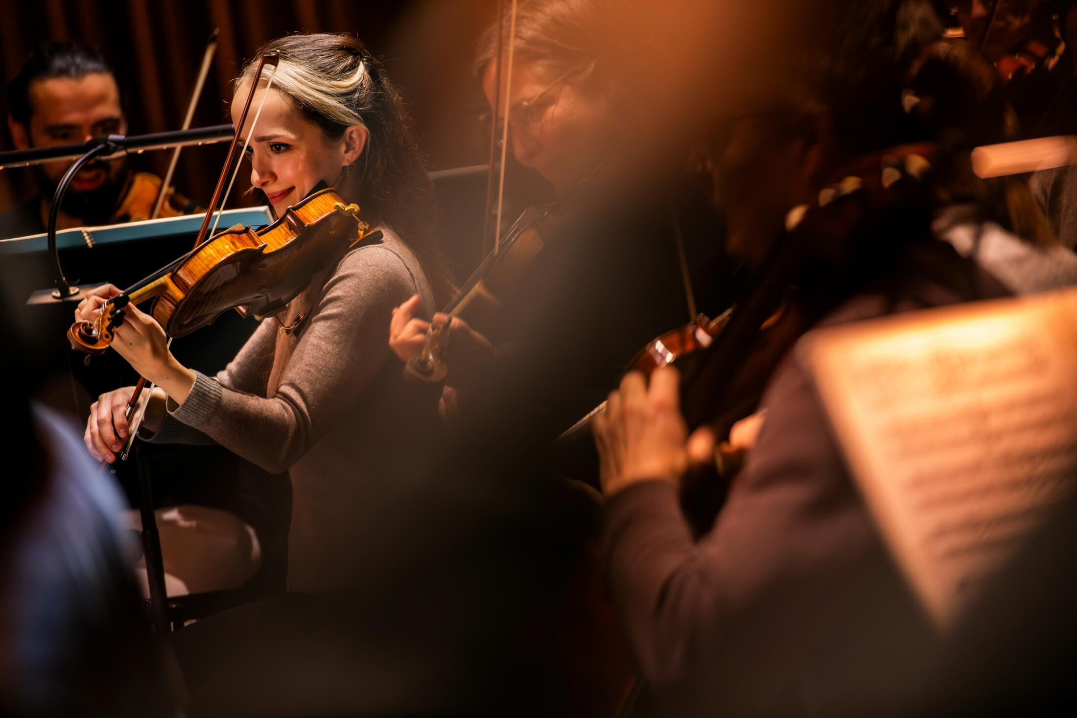 Blick auf eine Violinistin